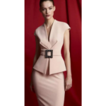 Kurzarmjacke mit Gürtel