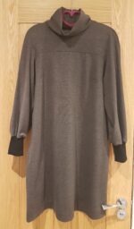4412 - Kleid mit Stehkragen – Bild 9