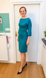 4079 - Kleid mit ausgefallenem Ballonärmel – Bild 7