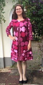 4430 - Kleid mit dekorativer Falte – Bild 6