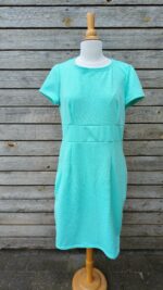 2081 - Kleid mit dekorativem Ärmel – Bild 7
