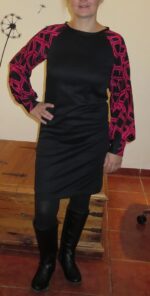 4085 - Kleid mit Chiffon-Ärmeln – Bild 9