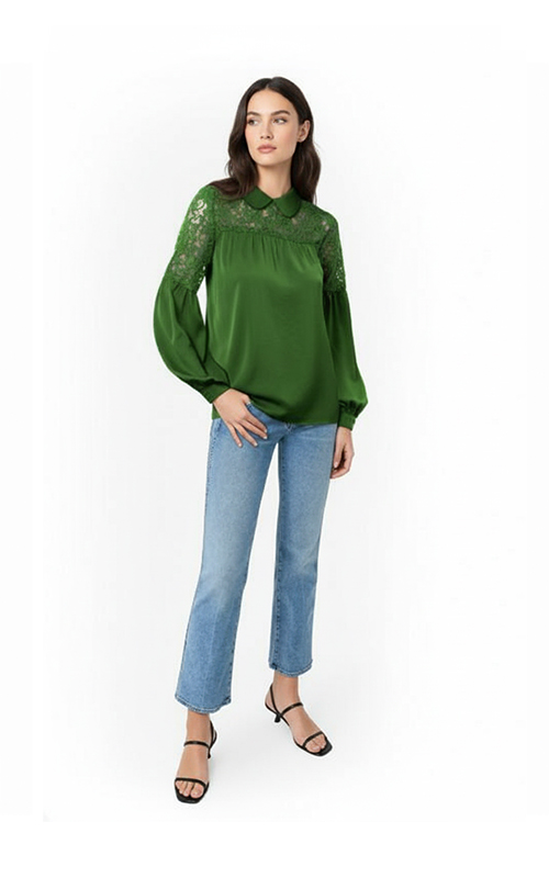 Bluse mit Spitzeneinsätzen