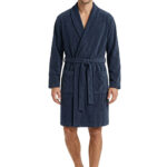 6136 – Мужской шелковый халат