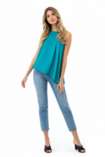 Ärmellose Bluse mit Falten