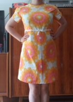4157 - Kleid mit kurzen Ärmeln – Bild 6