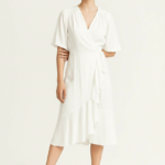 Wickelkleid mit Volants