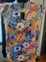 2283 - Bluse mit dekorativem Ärmel – Bild 4