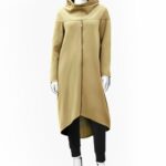 Kleid mit Verzierung