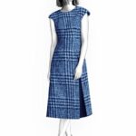 Kleid mit Verzierung