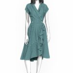 4911 - Wickelkleid mit Volantsaum